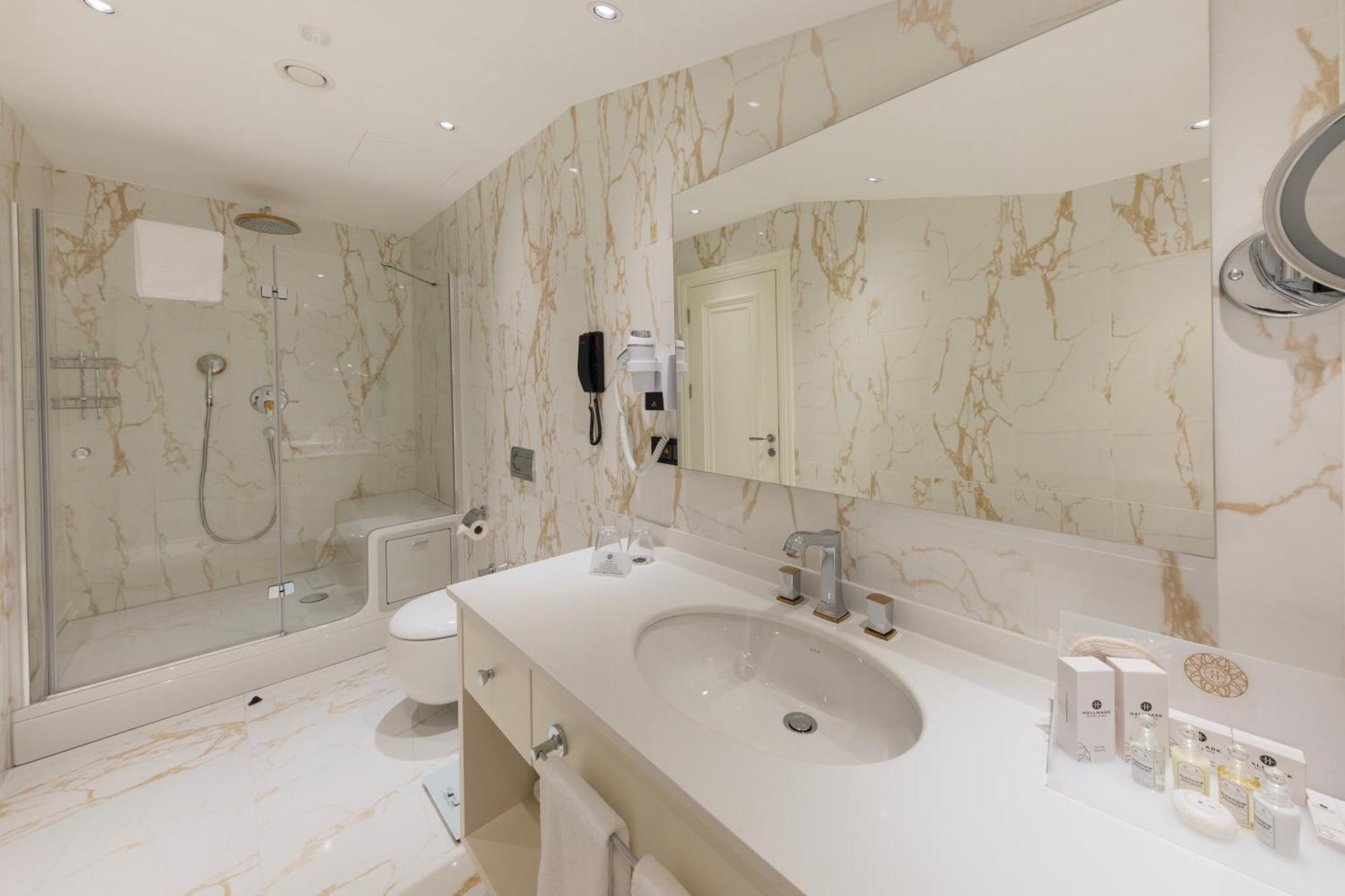 Hallmark Hotel & Spa Istanbul Ngoại thất bức ảnh